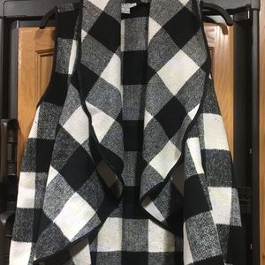 Buffalo Plaid Vest Size L